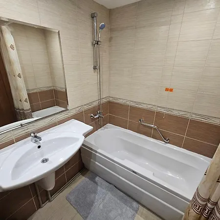 Elena 643 فارنا